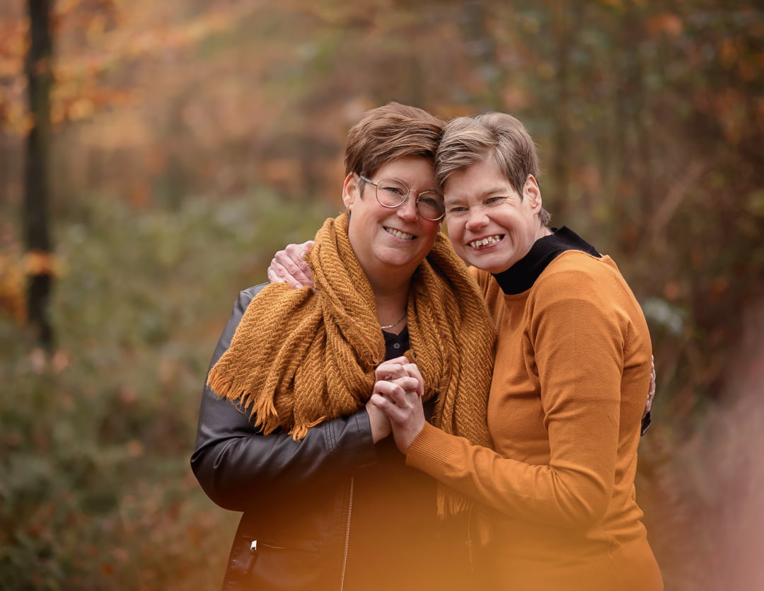 tinkafotografeert-natuurlijklicht-herfst-zussen-header-